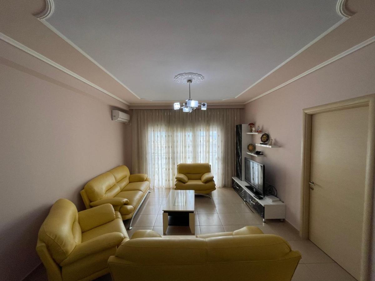 Flower Apartment Саранде Екстериор снимка